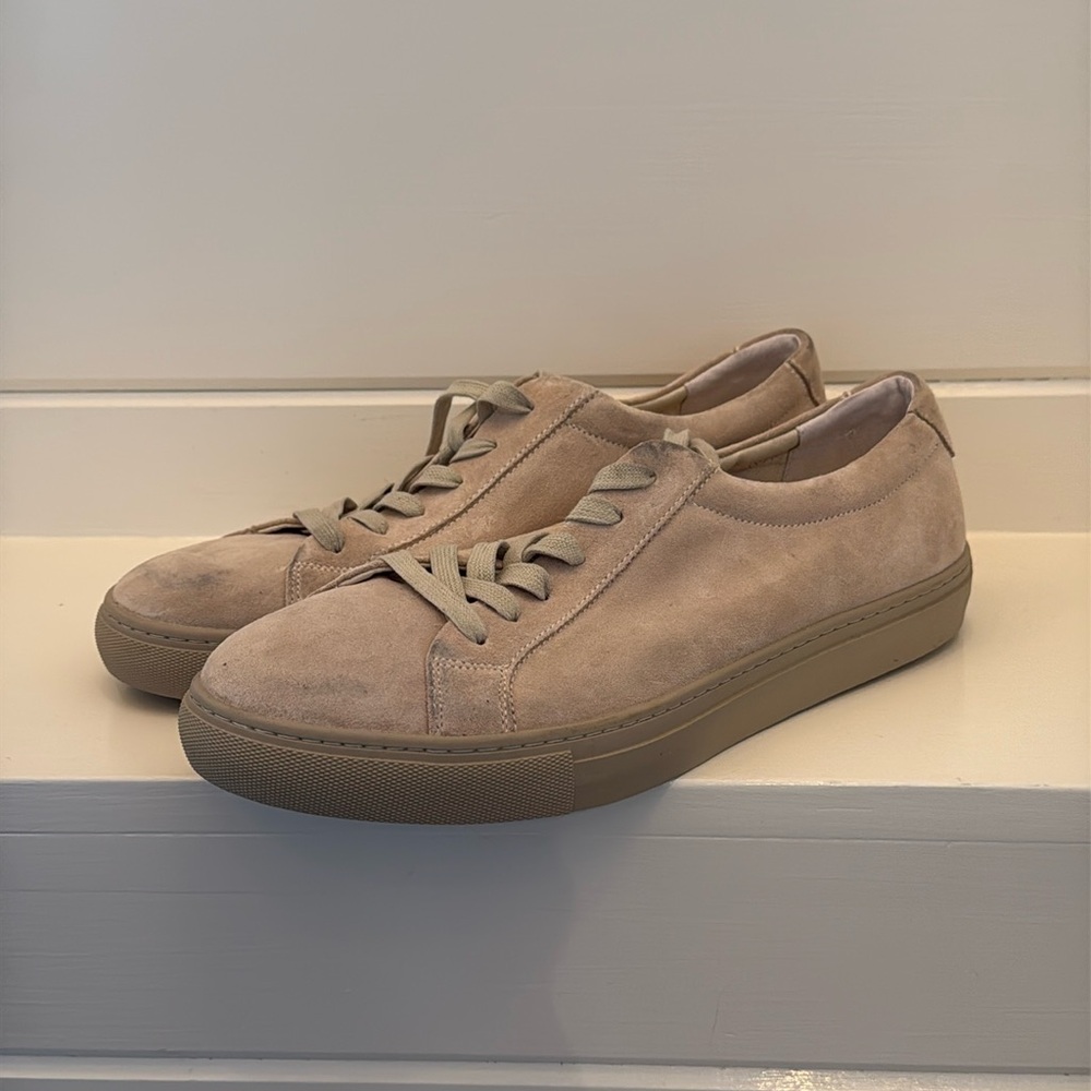 New republic beige sneakers